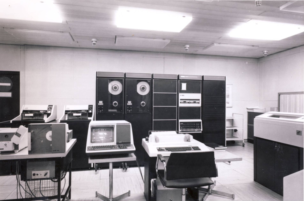 PDP-11-70.JPG